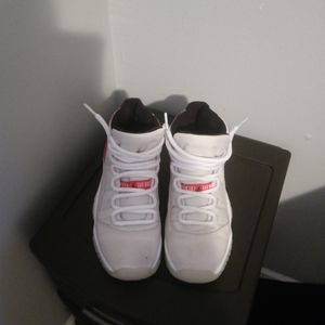 Jordan 11s